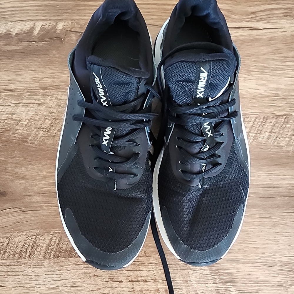 Girls Nike Air max